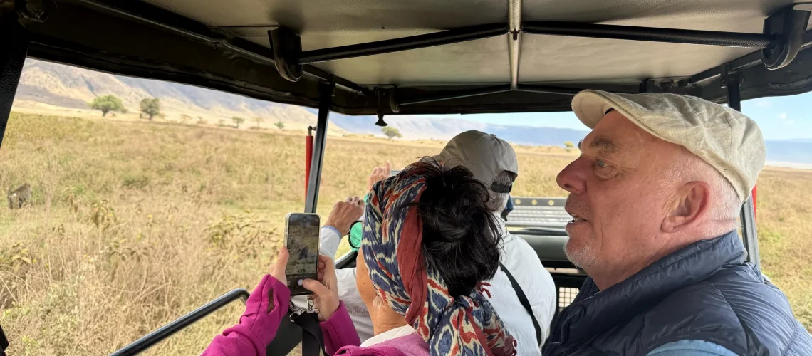 safari jeep game drive Serengeti Tanzania